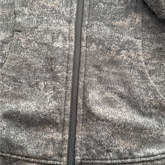 Gray Patterned Zip-Up Jacket - Picture 9 of 10